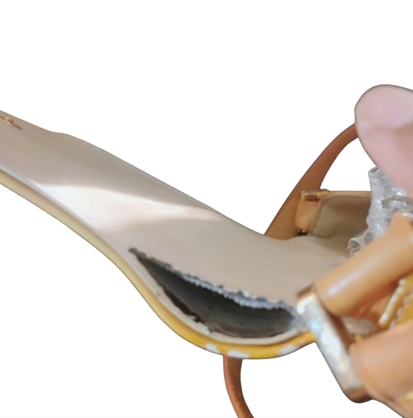 Louis Vuitton Yellow Vernis Patent Leather Bag - Picture 14 of 17